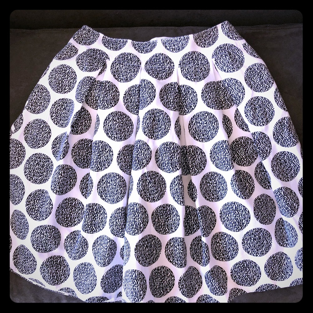 White House Black Market skirt